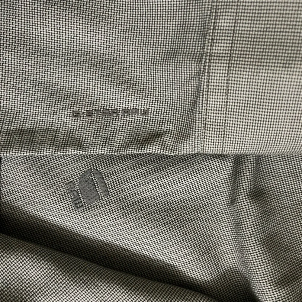 G-Star Raw Button-up. Like New! - Picture 3 of 5
